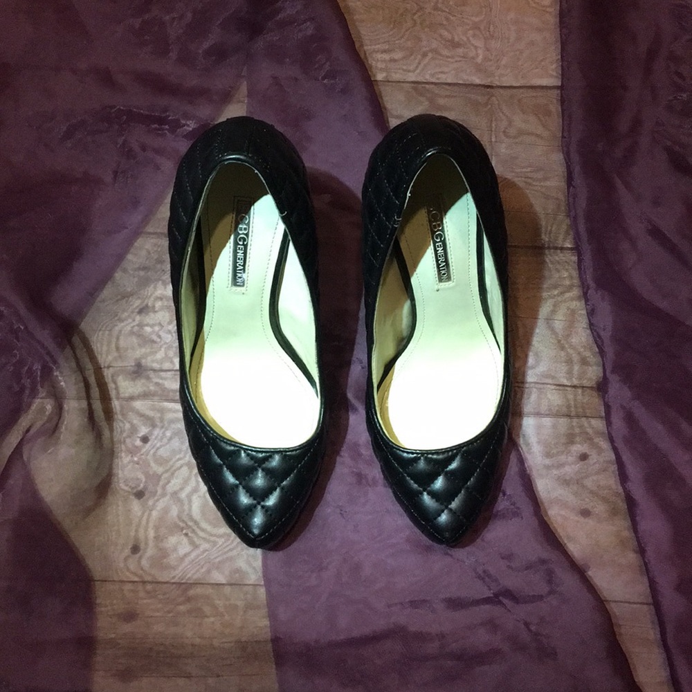BCBGeneration “Pixie” Pump Heels - Picture 2 of 7